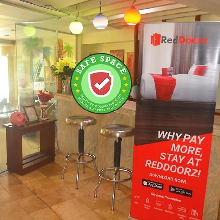 Reddoorz Near Sm Puerto Princesa Esterno foto