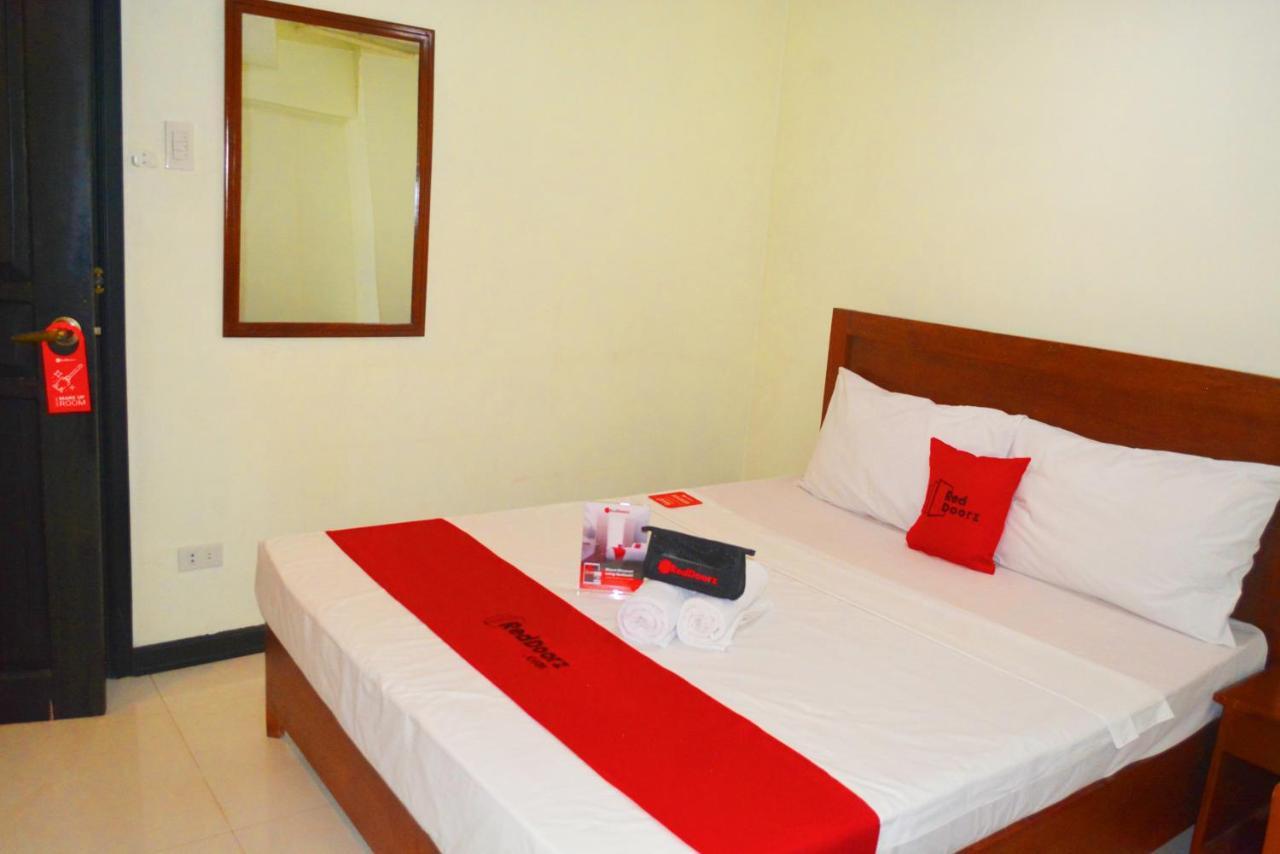 Reddoorz Near Sm Puerto Princesa Esterno foto